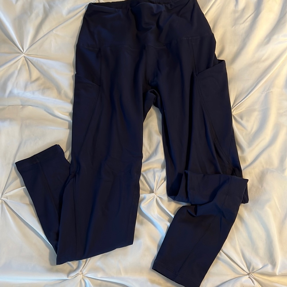 Navy leggings w/ pockets